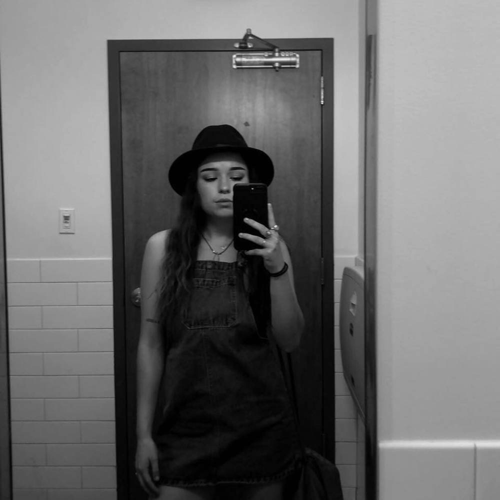 Meet your Posher, Tawney